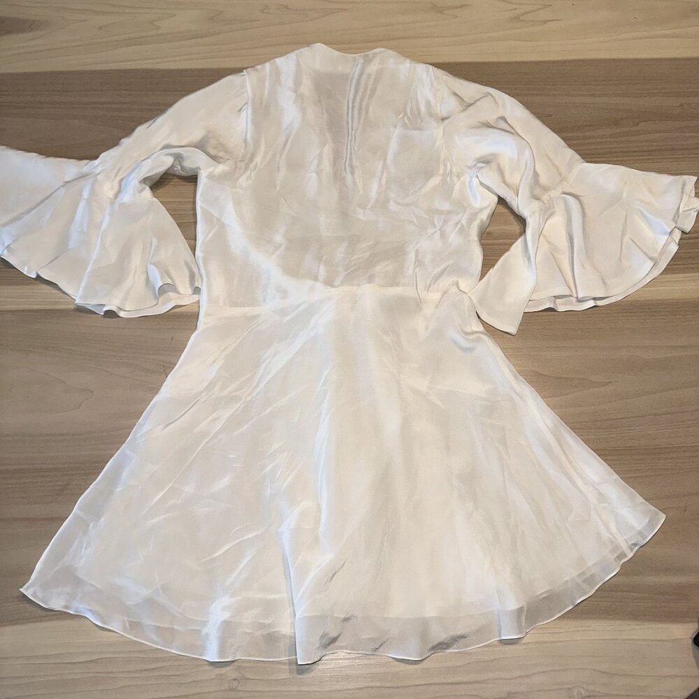 Azeeza White Bell Sleeve V-Neck Tie Front Mini Dress Women's Small S - Picture 6 of 6